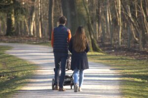 子育てと保育士の復職を両立させる神戸での成功事例は？