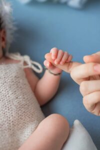 神戸で保育士の転職を希望する際に乳児担当の求人はどこにある？